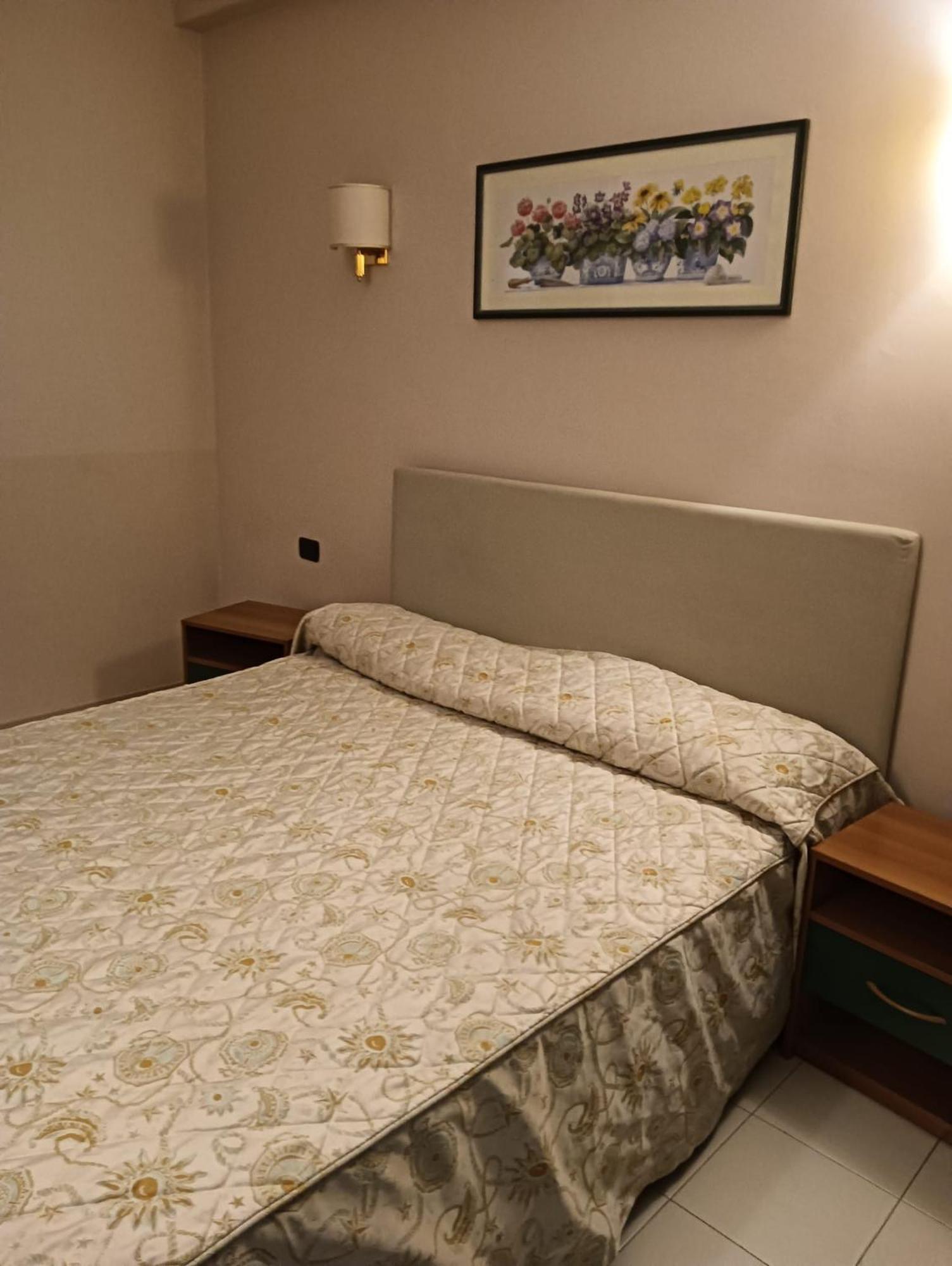 Luxury Rooms Corso Roma Esterno foto